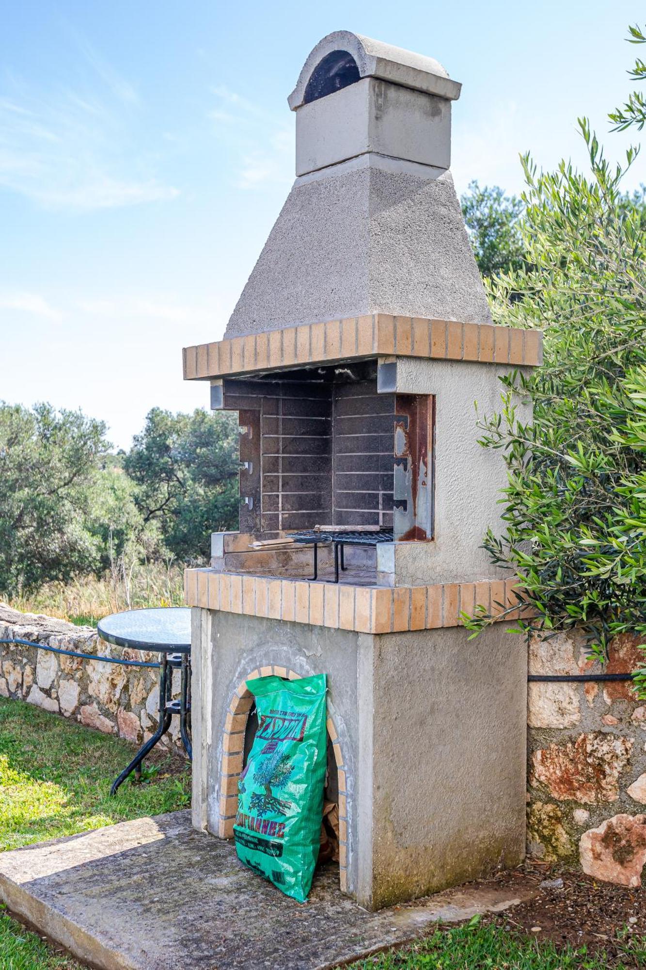 Dimitra Apartment With Private Pool And Sea View -The Ground Floor Of A Two Storey Building Daratsos 외부 사진